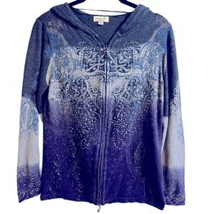 One World Lightweight Hoodie Sweater